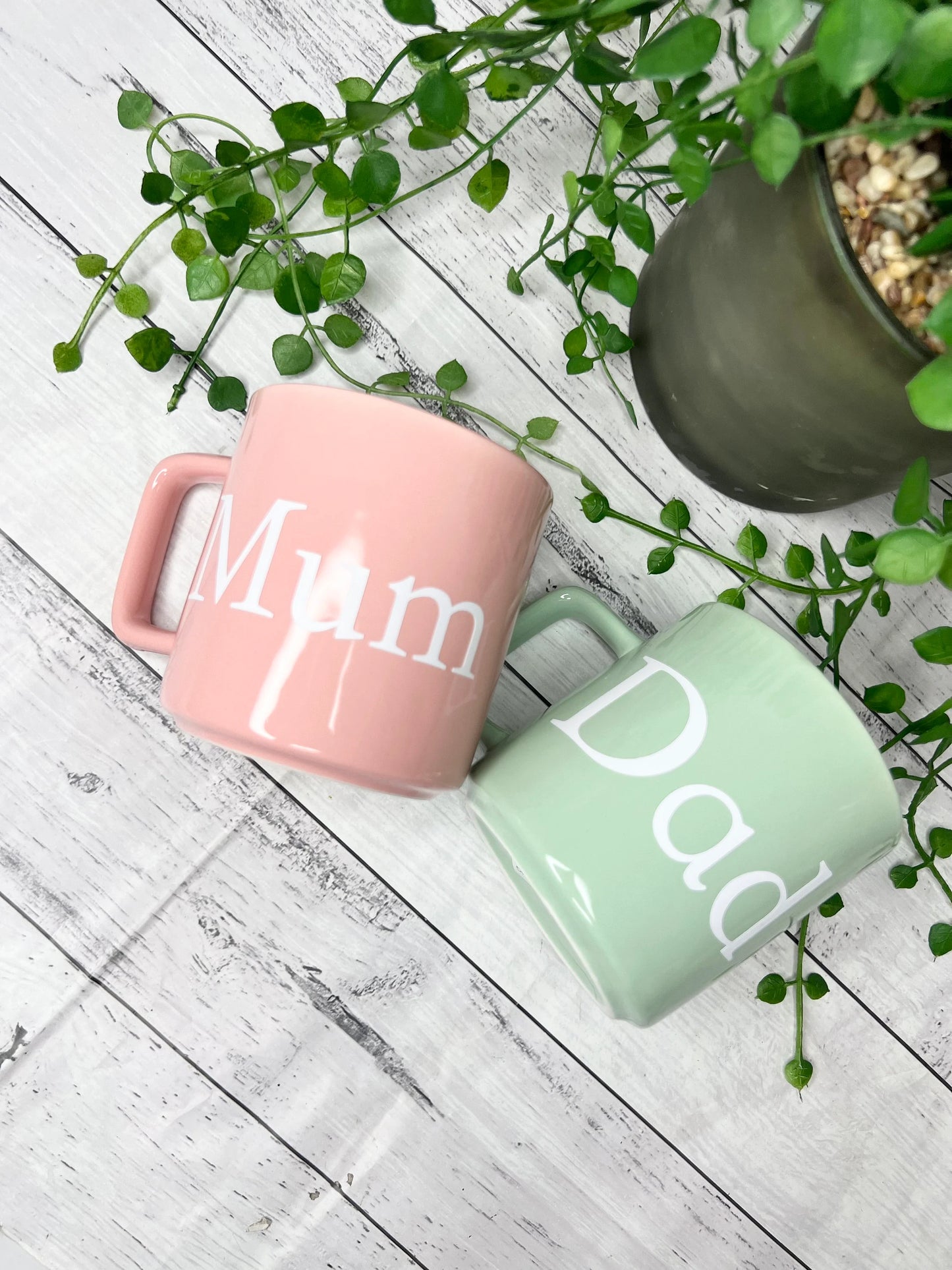 Mum and Dad Green and Pink Mugs With white writing Mug set 320ml