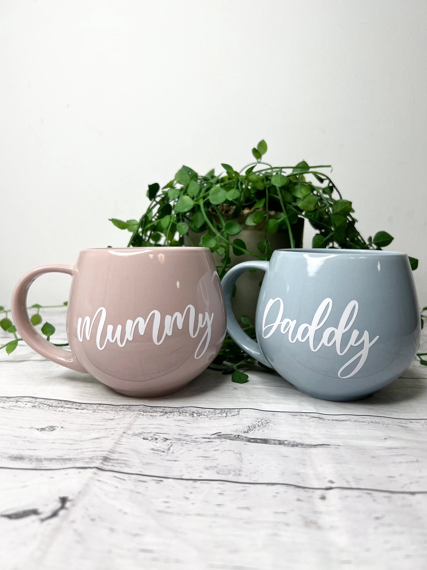 Mummy and Daddy Pink and Blue hug mug set  450ml couple set White writing