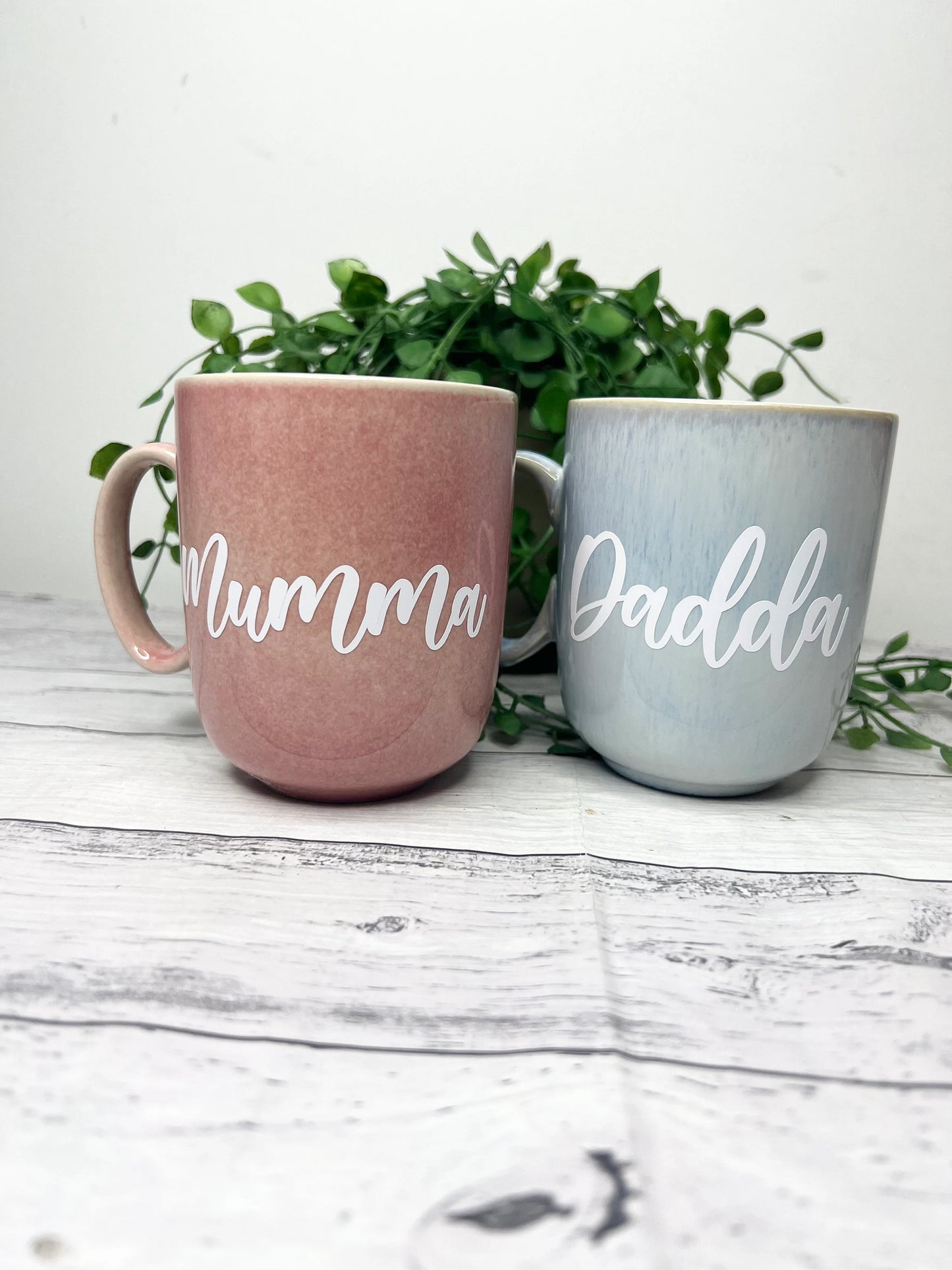 Mamma and Dadda Pink and Blue Mug with White writing Mug set 380ml
